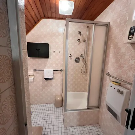 ゲストハウス I9i0 I Monteurunterkunft Büttelborn